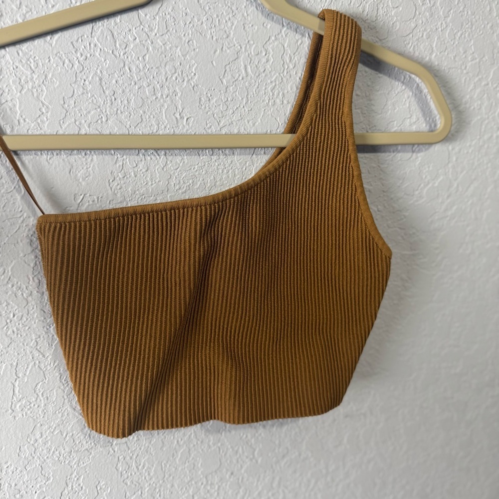 Aritiza Babaton One Shoulder Sculpt Knit Cropped Tank Small